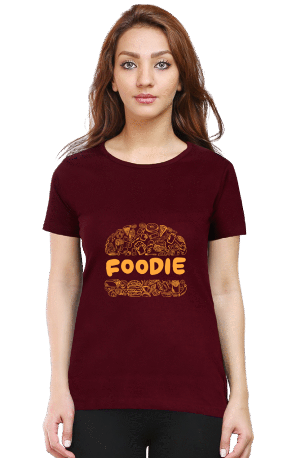 Craving a comfy, classic tee that's as versatile as your foodie lifestyle? Feast your eyes on the Tshirt Round Neck Half Sleeve Classic. - Image 4